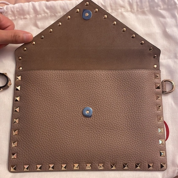 Valentino Garavani Envelope Wristlet (box and dustbag included) - Picture 6 of 9